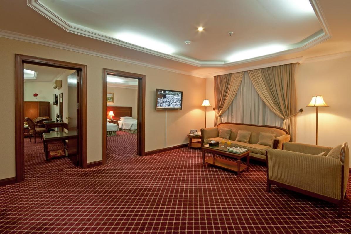 Royal Casablanca Hotel Джеда Екстериор снимка