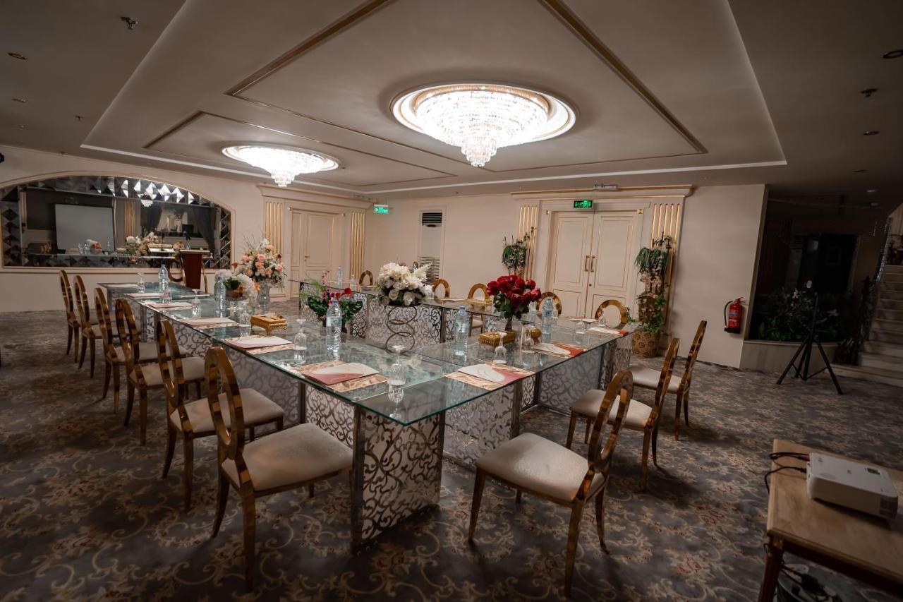 Royal Casablanca Hotel Джеда Екстериор снимка