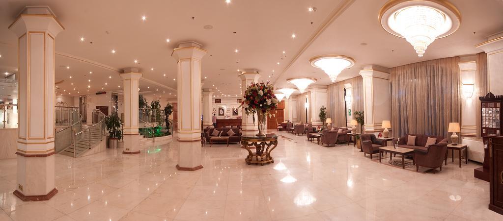 Royal Casablanca Hotel Джеда Екстериор снимка