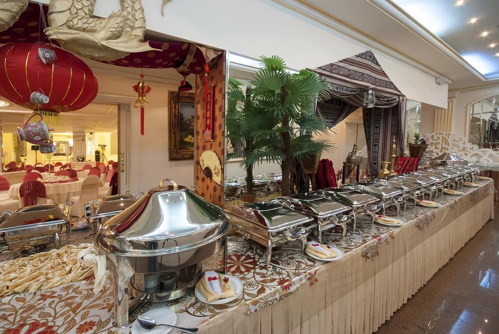 Royal Casablanca Hotel Джеда Екстериор снимка