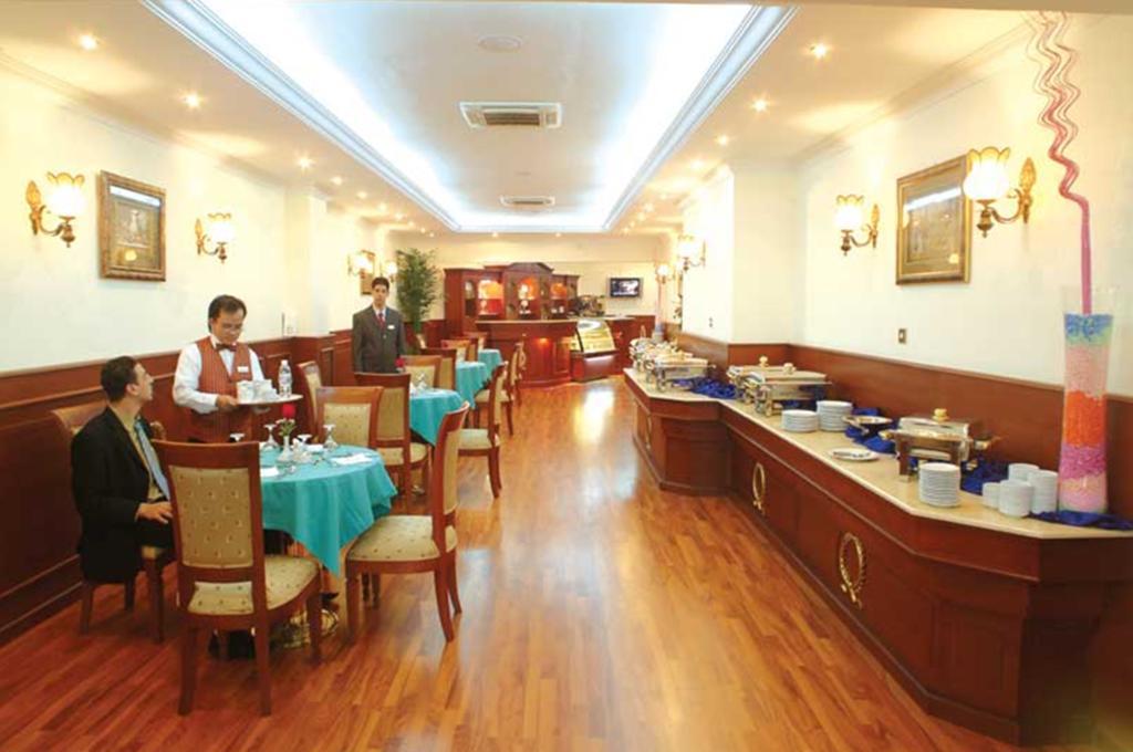 Royal Casablanca Hotel Джеда Екстериор снимка